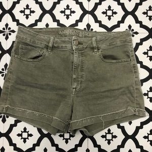 AMERICAN EAGLE GREEN DENIM SHORT: 12